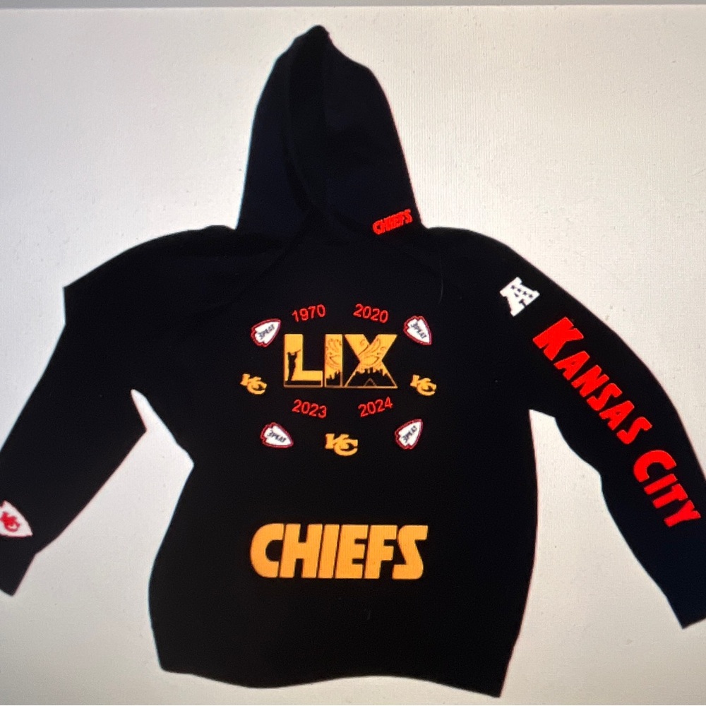 Chiefs hoodie 3 peat / Super Bowl/ has all the years of the superbowl